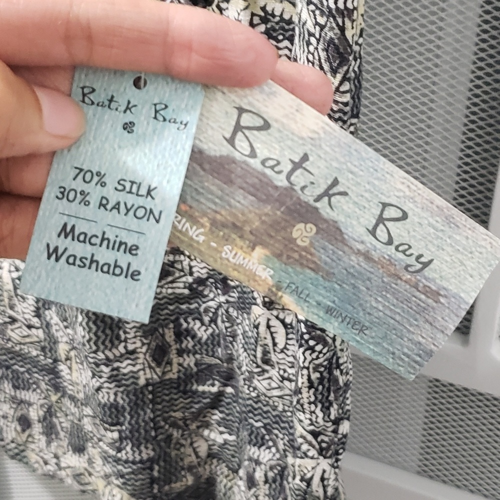 BATK BAY- BEACH SHORT SLEEVE SHIRT SMALL - Picture 4 of 5